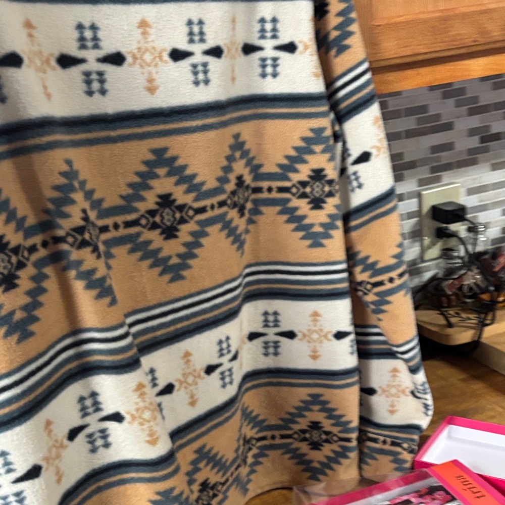 Simply Southern Tan and Black Aztec Shirt Jacket - Picture 8 of 9